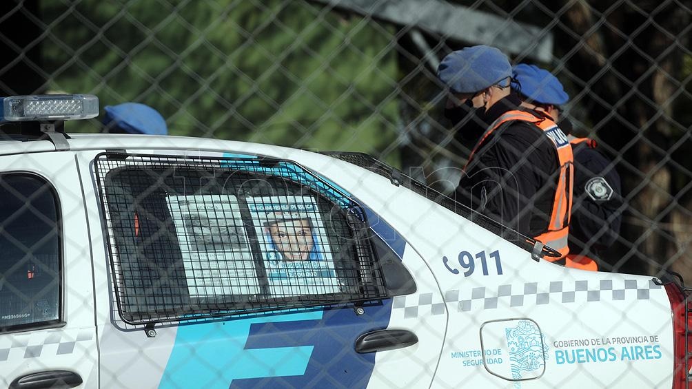 El operativo se desarrolló con efectivos de La Plata, San Vicente, la división de canes y bomberos de Policía Federal.