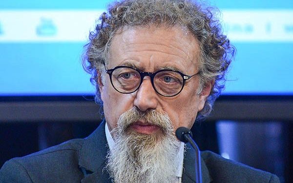 Rumbo a Cuba: El senador K Alfredo Luenzo presentó un proyecto para sancionar la negación de crímenes de lesa humanidad