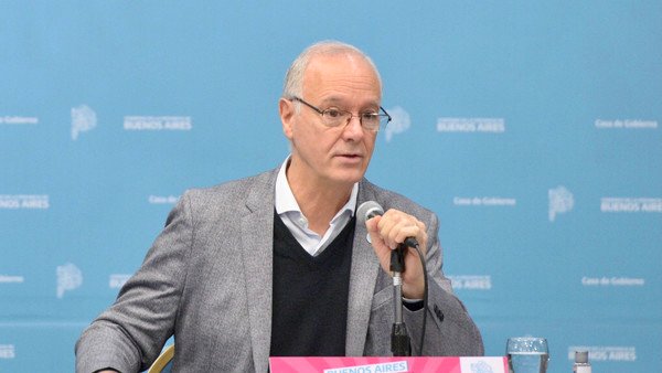 Daniel Gollan vuelve a apuntar contra los varados: “Hay que hacerse cargo de las decisiones individuales”