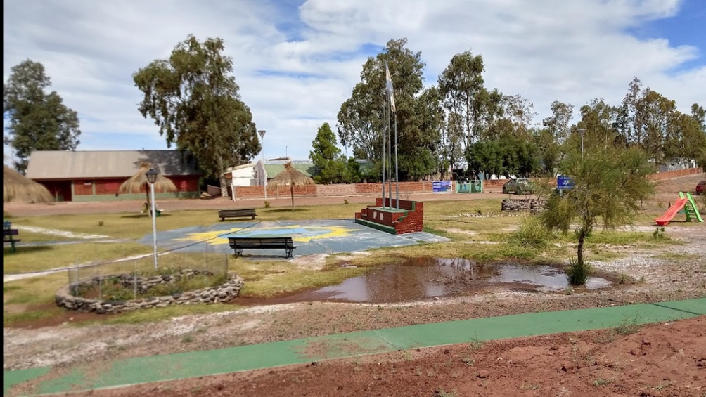 La hipótesis principal es que la explosión en la escuela del paraje Aguada San Roque.la provocó una fuga de gas.