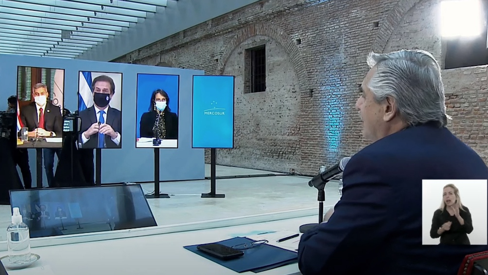"El consenso es el camino más racional para preservar nuestros intereses comunes", dijo el presidente argentino.