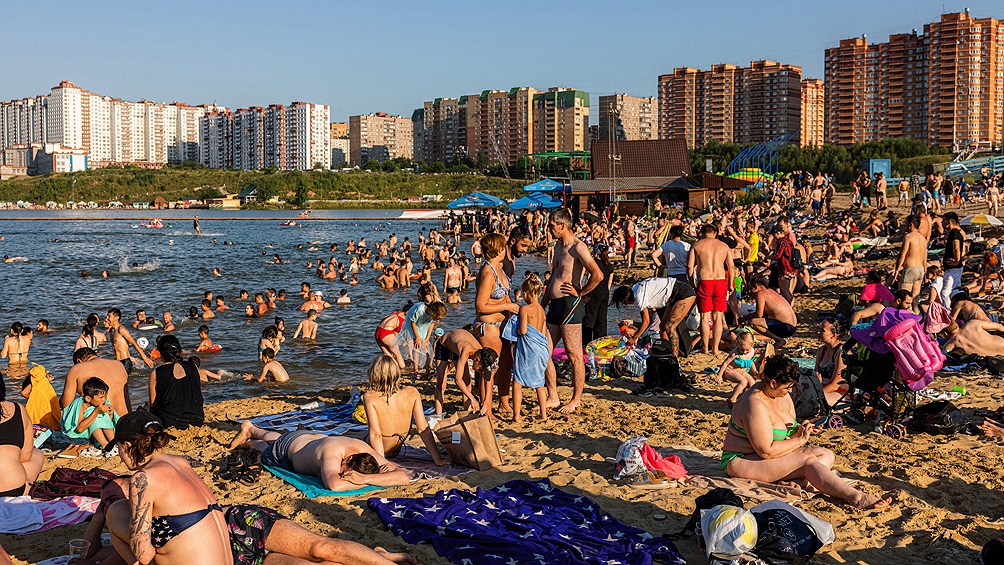 Vista de una playa en Rusia. Foto: AFP.