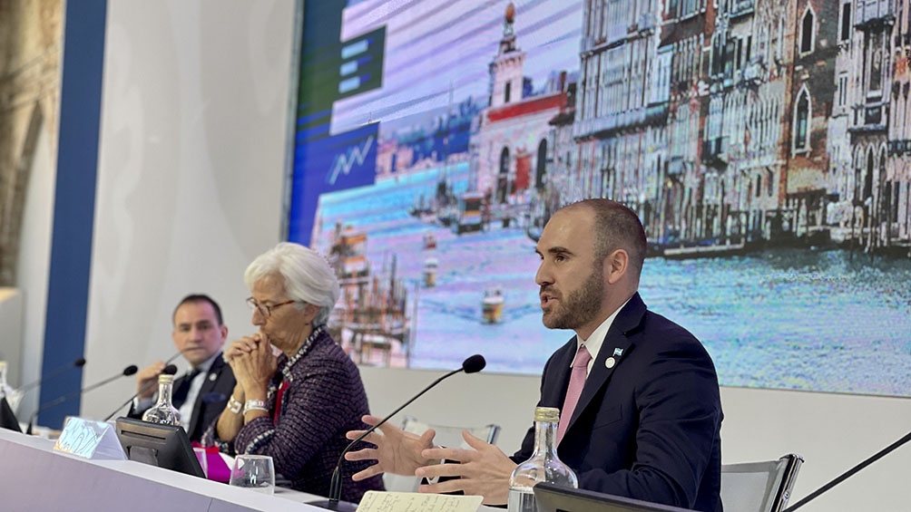 Guzmán: “La transformación productiva para la sustentabilidad ambiental no es solo una cuestión de desarrollo sino también de estabilidad de balanza de pagos”