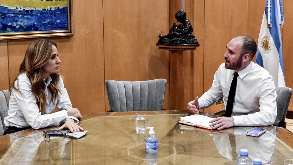 El encuentro de Tolosa Paz con Guzmán se realizó en el Ministerio de Economía