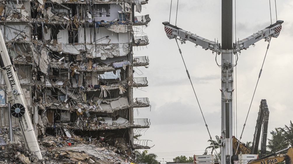 Las Champlain Towers South se derrumbó parcialmente en la madrugada del 24 de junio.