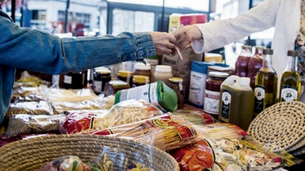 Algunos de los rubros que estarán en la Feria son verduras agroecológicas, bebidas, textil, juguetes, artesanías, decoración y cosmética, entre otros.