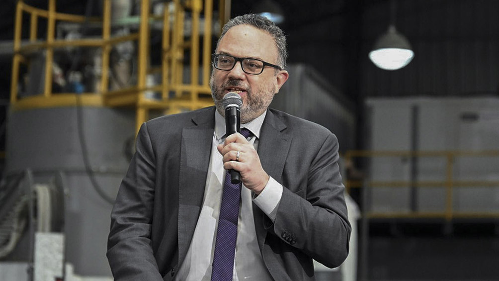 Kulfas dijo que los sectores con menor actividad se van a recuperar con el avance de la vacunación