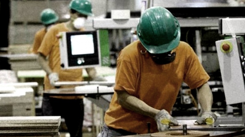La actividad de la industria creció durante mayo 30,2% interanual y la construcción 70,9%