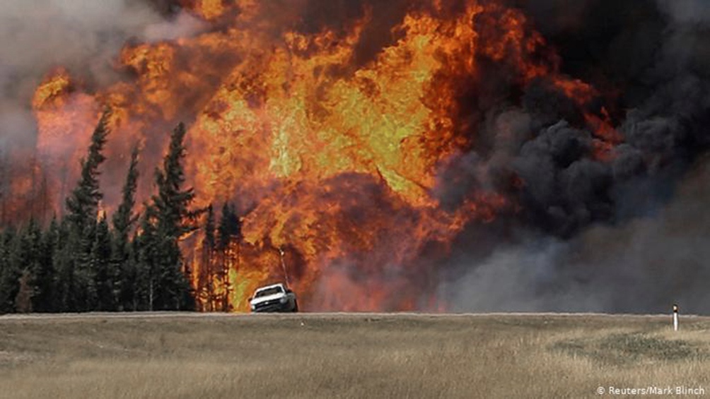 Los incendios obligaron a evacuar a miles de canadienses.