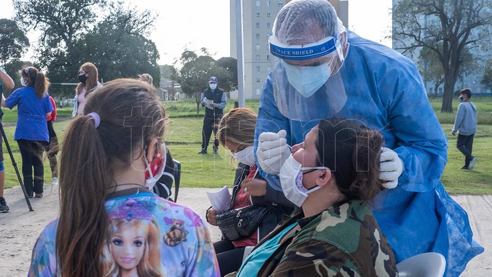 En las últimas 24 horas se sumaron 6.935 nuevos casos de coronavirus. 
