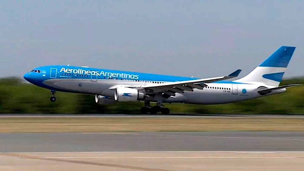 El vuelo de Aerolíneas Argentinas transportará más dosis de la vacuna Sinopharm.