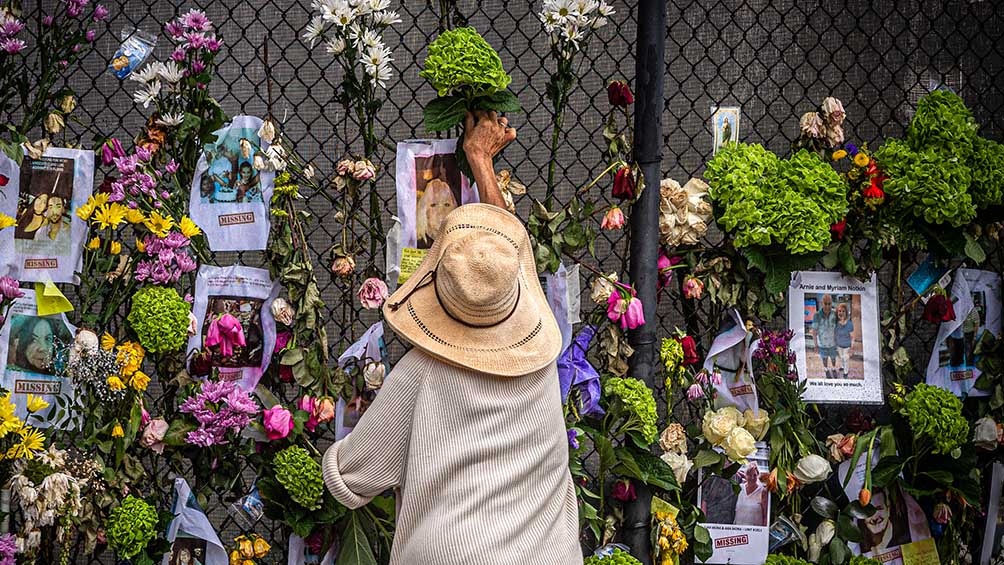 Hasta el momento se han rescatado 18 cuerpos de entre los escombros
