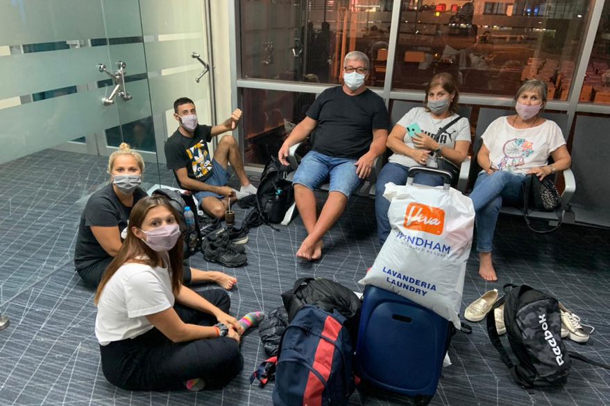 Empezó a regir el nuevo cupo para regresar al país: qué pasa con los argentinos varados