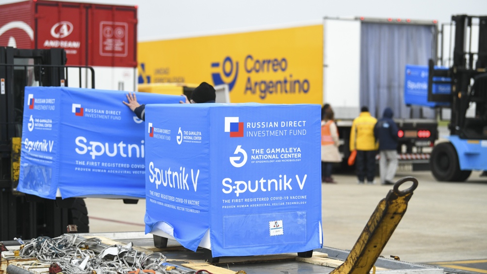 Las dosis de Sputnik V llegaron desde Moscú (Foto: Presidencia).