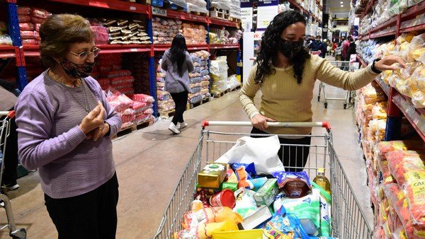 Aún con el dólar planchado, la inflación de julio sería de 2,9%