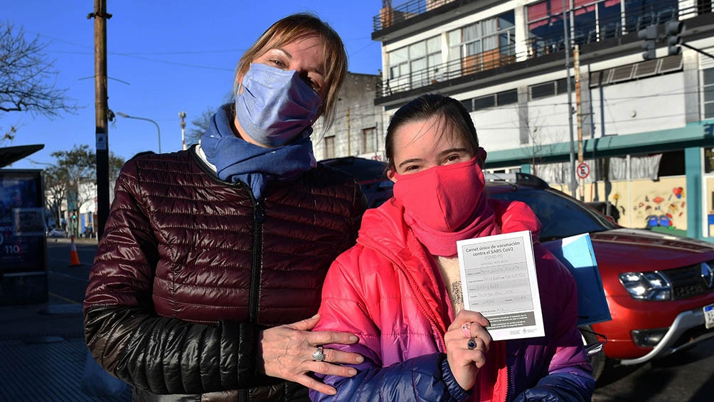 En todo el país se inicia la vacunación a la franja de 12 a 17 años. (Foto Paula Ribas)