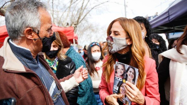 El Gobierno endurece el discurso para evitar fugas y apuesta a la mística militante