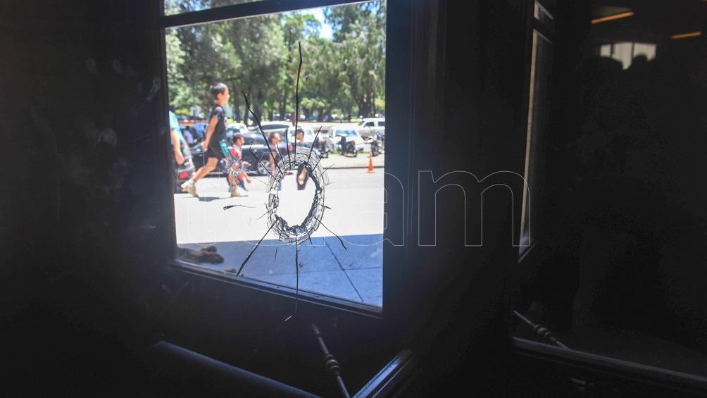 Ataque a los Tribunales de Rosario. Los fiscales argumentan que probarán que los mismos eran organizados por "Guille" Cantero desde la cárcel. Foto: Sebastián Granata