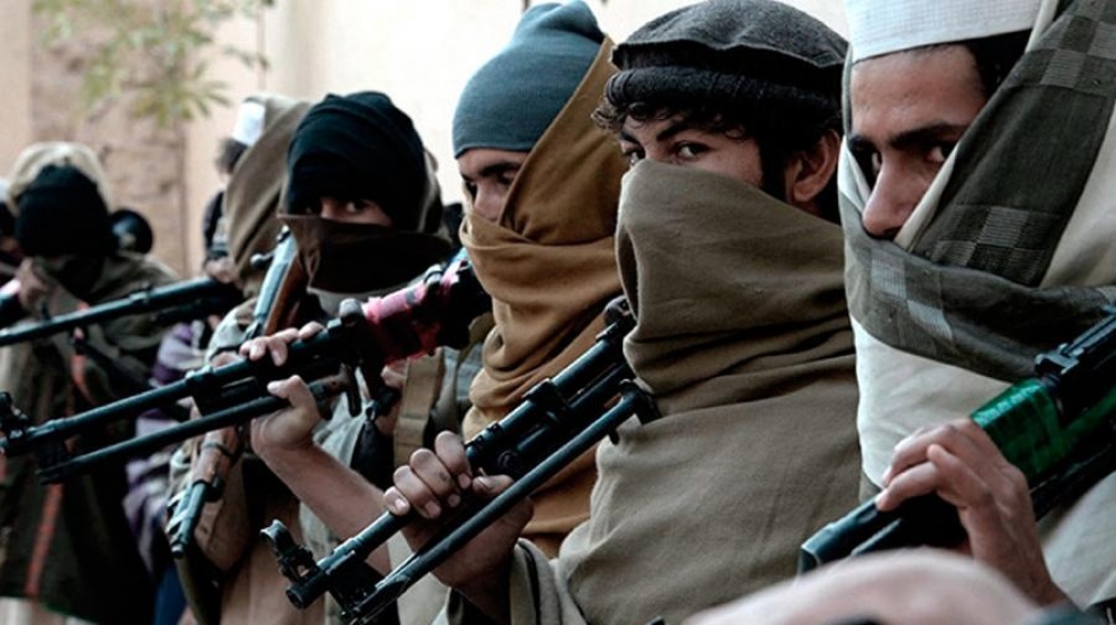 Autoridades de Ghazni precisaron que los combates aún continuaban en algunos lugares de la ciudad, pero que los talibanes tenían "mayoritariamente el control".