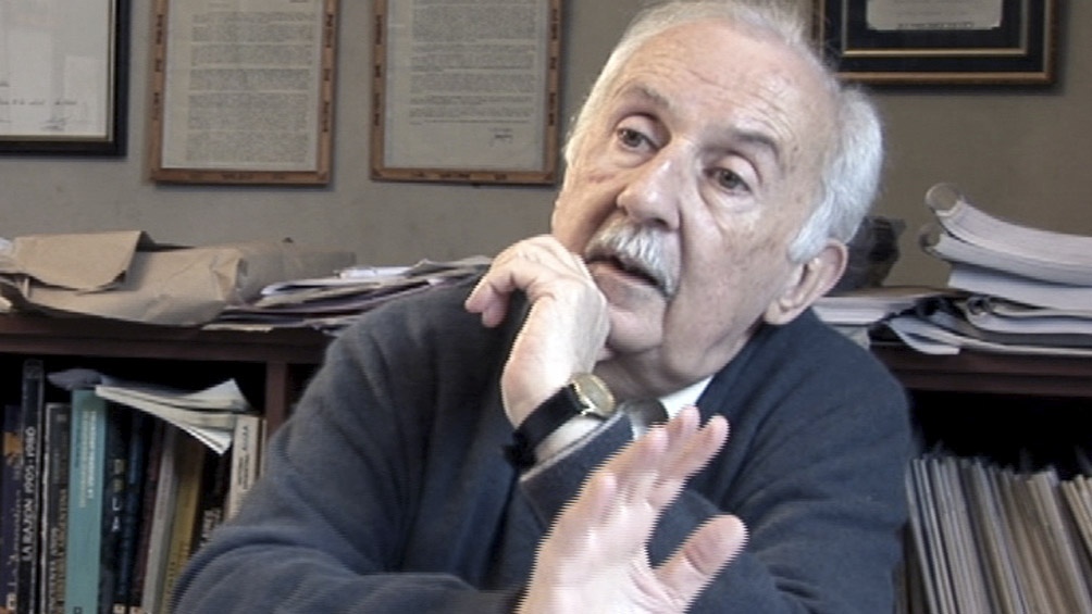 Galasso estudió Ciencias Económicas pero se hizo historiador después de cruzarse con Arturo Jauretche. Foto: Archivo Télam