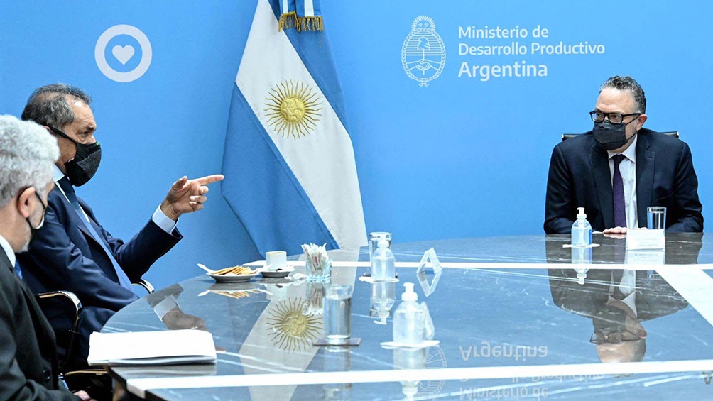 Kulfas: “La idea de éxodo de empresas es absolutamente falsa".