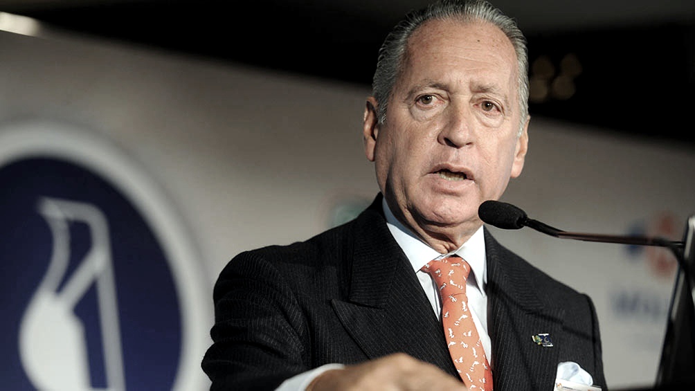 "Debe cesar la dispensa y la remuneración", a quienes no se vacunen había afirmado el presidente de la UIA, Daniel Funes de Rioja