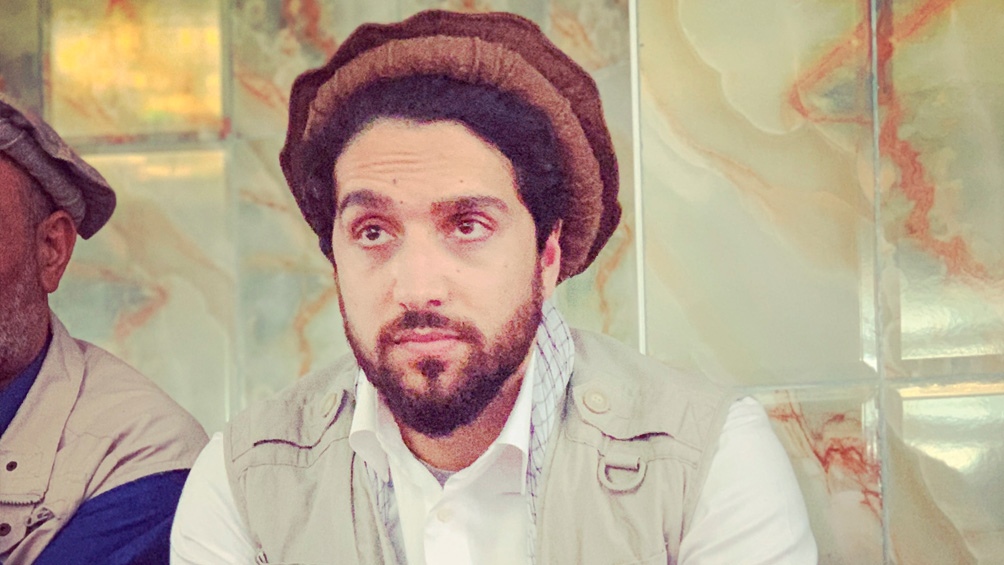 Ahmad Masoud es hijo del "León de Pashnir". (Fuente Wikipedia https://commons.wikimedia.org/wiki/File:Ahmad_Massoud.jpg )
