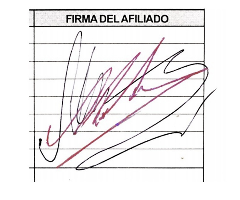 Para los peritos, la firma de la planilla médica es "una imitación a mano alzada" del autógrafo de Diego, uno de los más famosos de la historia.
