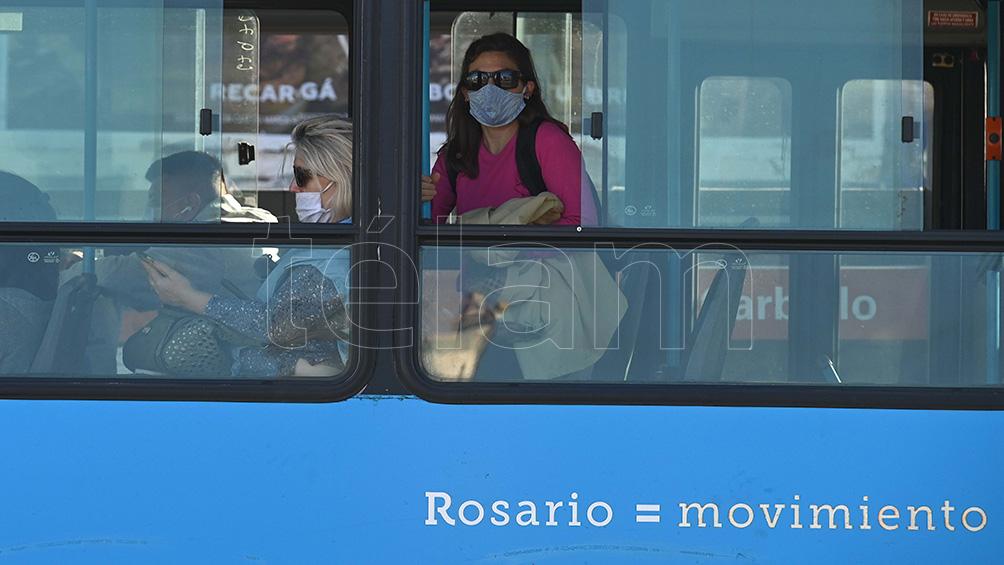 Barbijo: será opcional al aire libre pero continúa siendo obligatorio en lugares cerrados