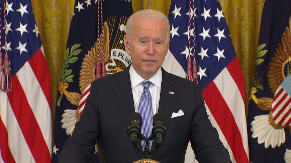 Biden pidió al Departamento de Justicia y a otros organismos pertinentes que revisen la desclasificación.