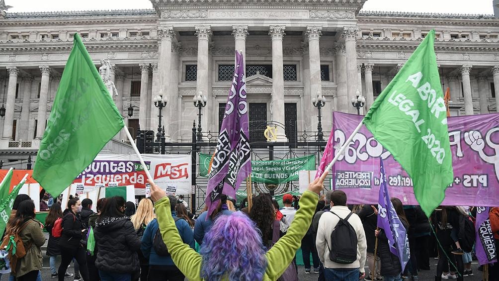 Desde la Campaña exigieron mayor "capacitación sobre la ley a profesionales de la salud, el acceso a métodos anticonceptivos y la plena implementación de la ESI en nuestras escuelas" (Foto: Pablo Añeli)