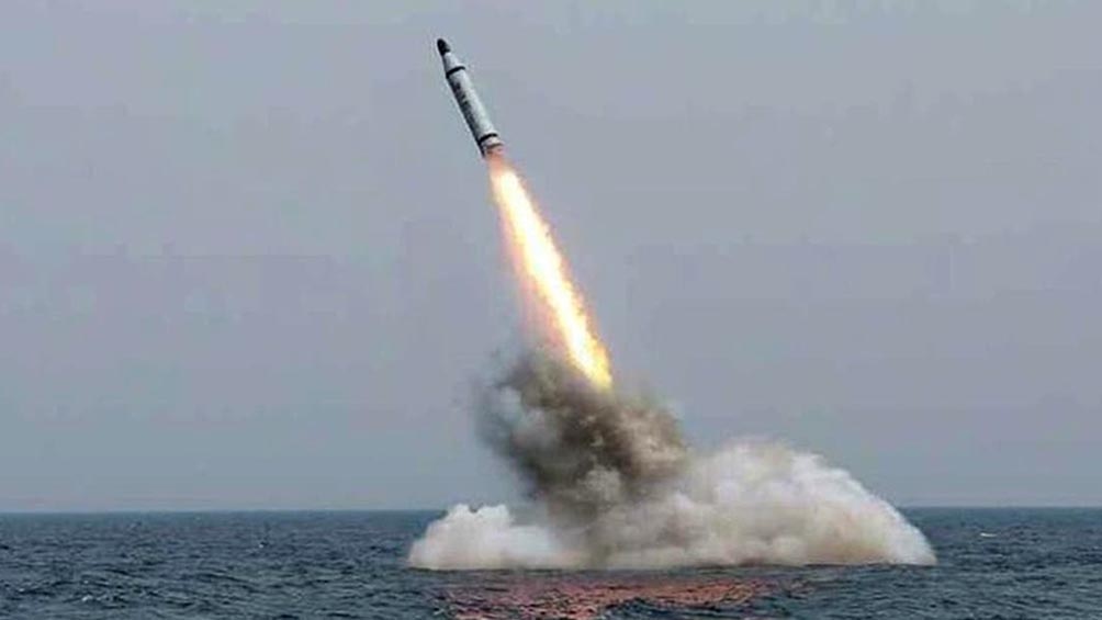 El misil surcoreano fue disparado desde el nuevo submarino "Ahn Chang-ho"