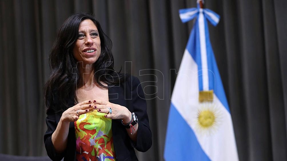 Paula Español sostuvo que el mercado tiene un dólar "competitivo" y precios "desacelerados".