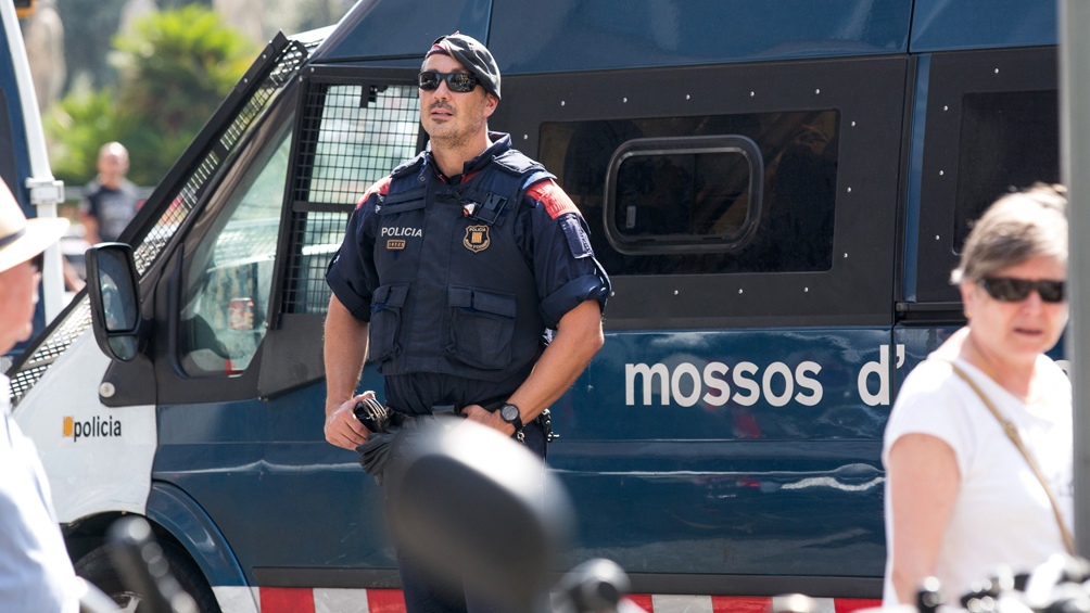 Los Mossos d'Esquadra localizaron un cuerpo que podría ser el del hombre que mató a su hijo en un hotel de Barcelona.