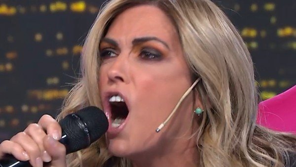 La curiosa aparición de Viviana Canosa en un cierre de campaña: saludó a Luis Juez en vivo desde su programa