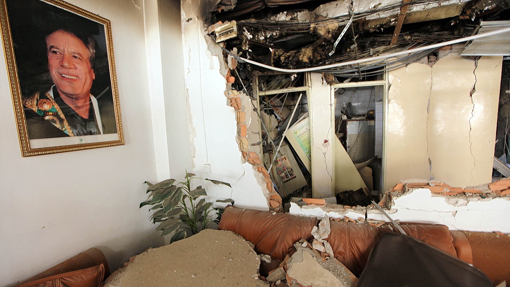 El 11 de octubre de 2011, los rebeldes atacaron Sirte, su ciudad natal, donde fueron asesinados Muammar Kaddafi y su hijo Mutasim. (Foto AFP)