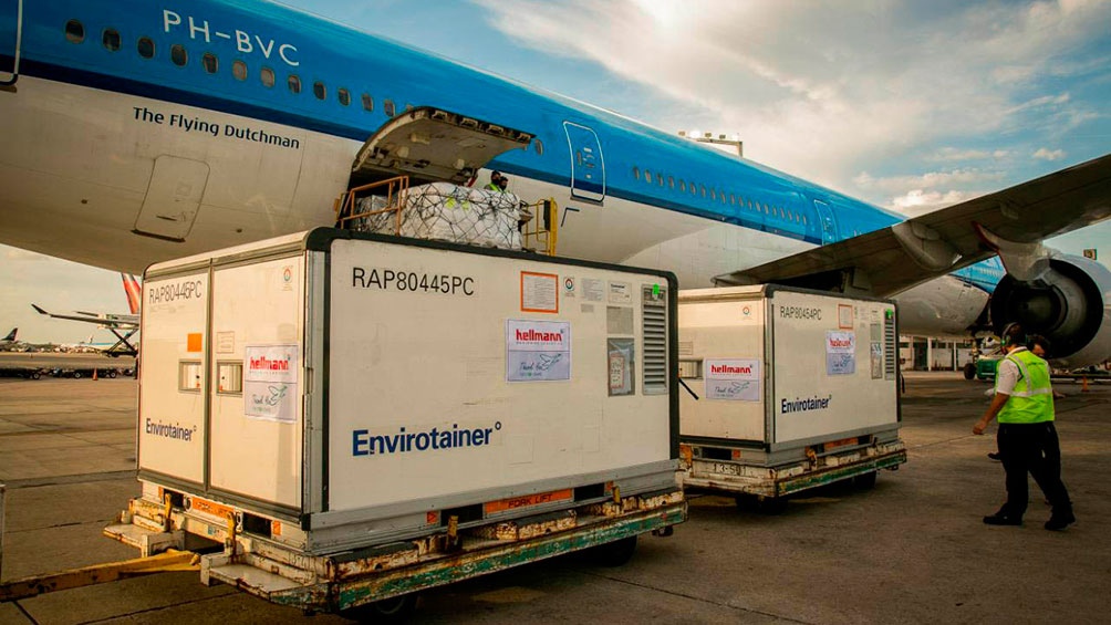 Más de 1 millón y medio de vacunas Sinopharm llegan al país. Foto: Presidencia.