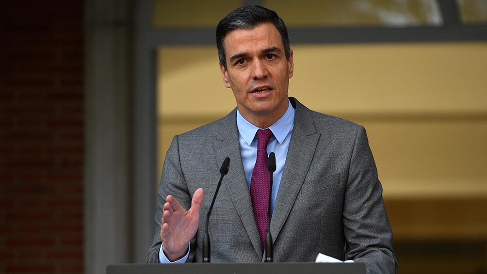 "Respeto los procedimientos judiciales que se abran en España o en Europa", dijo le presidente Pedro Sánchez.