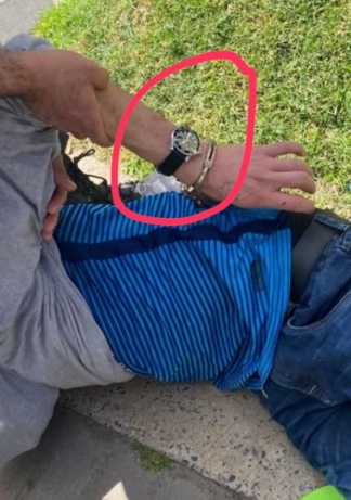 En la detención secuestraron un reloj marca Omega de una de las víctimas, además de cuchillo, destornillador, dinero y las alhajas.