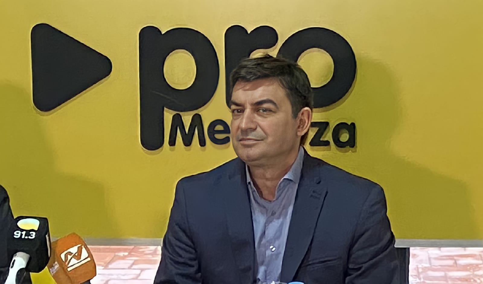 Durante el debate por el etiquetado frontal, De Marchi acusó a Tailhade de violento con dos diputadas