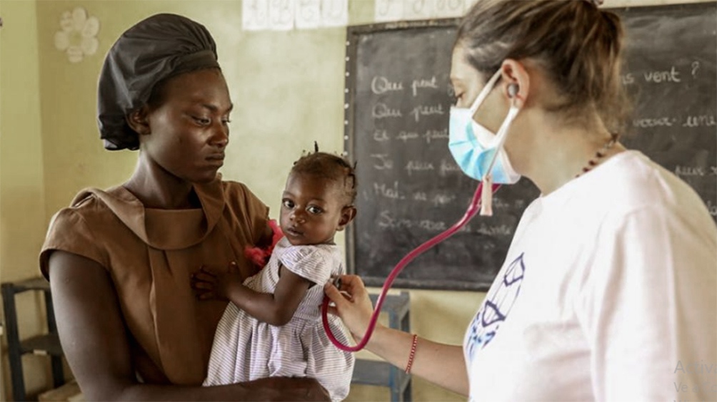 Durante la última semana, se reportaron casi 1,2 millones de casos y 24.000 muertes en América. Haití es uno de los países con el mayor atraso en el esquema de vacunación.