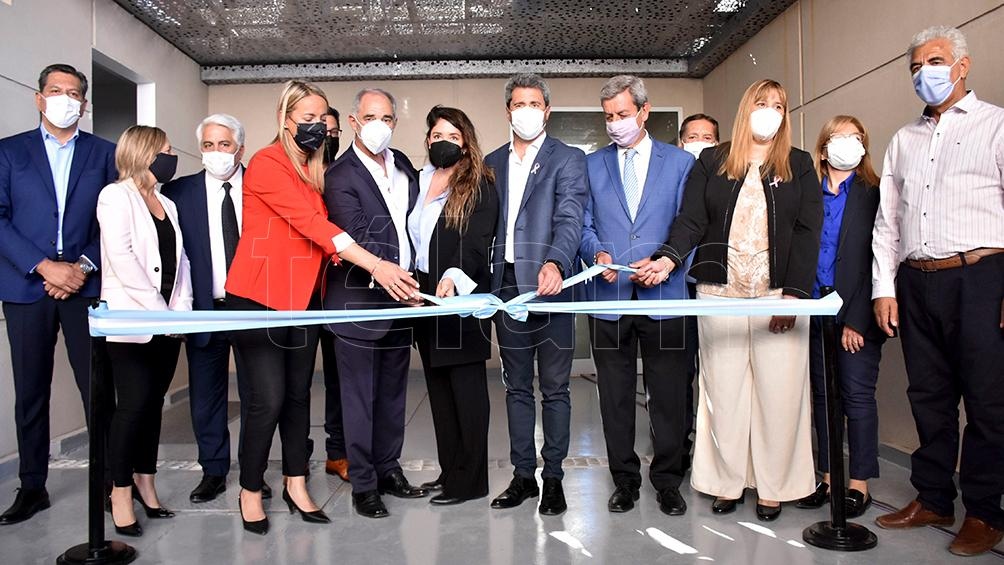 Uñac dijo que “esta es la verdadera sinergia entre el sector público y el sector privado". (Foto: Ruben Paratore)