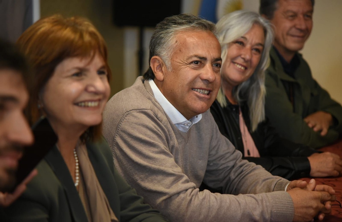 Junto a Patricia Bullrich, Cornejo visitó Río Negro: “El sur argentino está en peligro por el abandono presidencial”