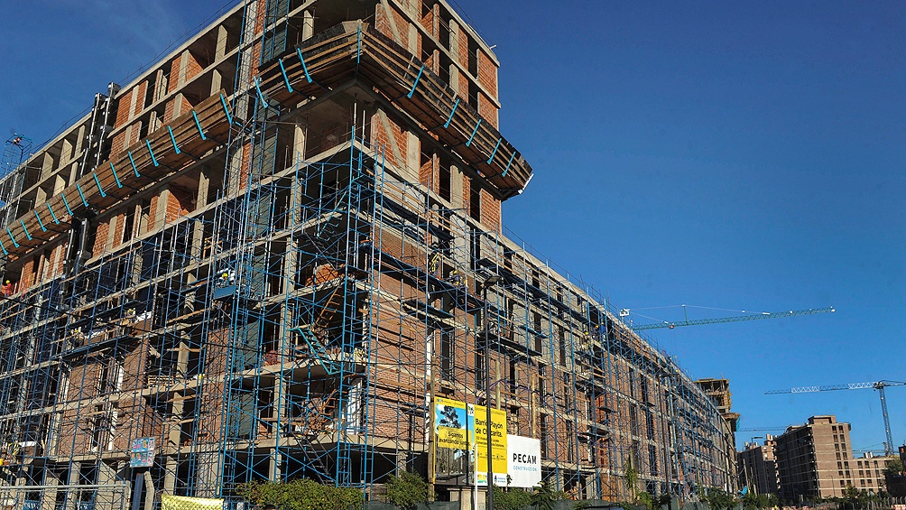 Según la CAC, en Argentina hay un "déficit de 3,5 millones de viviendas, que representan a 12 millones de personas".