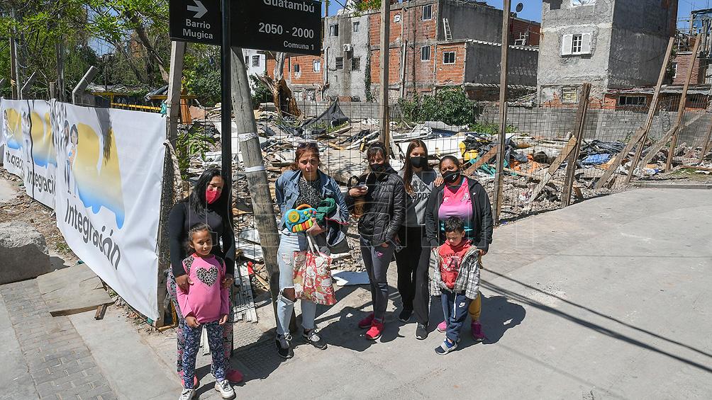 Las mujeres desalojadas en el Barrio 31 exigen una solución habitacional y contención
