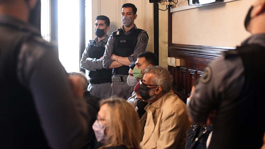 Ambos imputados fueron condenados por "homicidio agravado por alevosía". Foto: Fernando Gens Ambos imputados fueron condenados por "homicidio agravado por alevosía". Foto: Fernando Gens