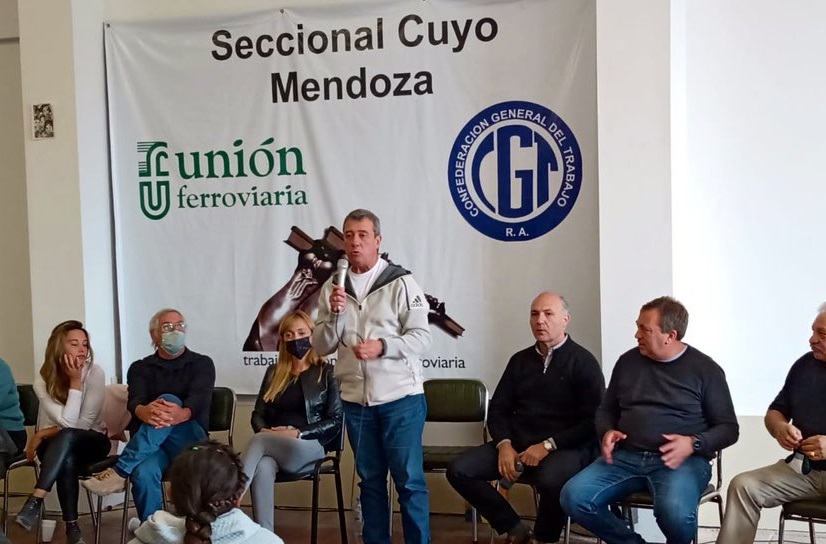 Luego del “faltazo” a la Fiesta de la Ganadería, Sagasti y Bermejo se muestran activos en las redes sociales