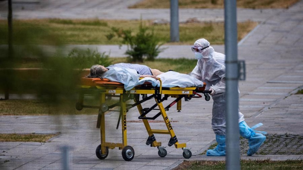Es la segunda vez que el país suma más de mil víctimas en un día. Foto: AFP