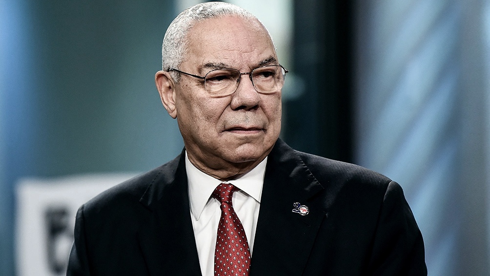 Colin Powell fue el primer afroamericano en ocupar el puesto de jefe del Estado Mayor Conjunto.