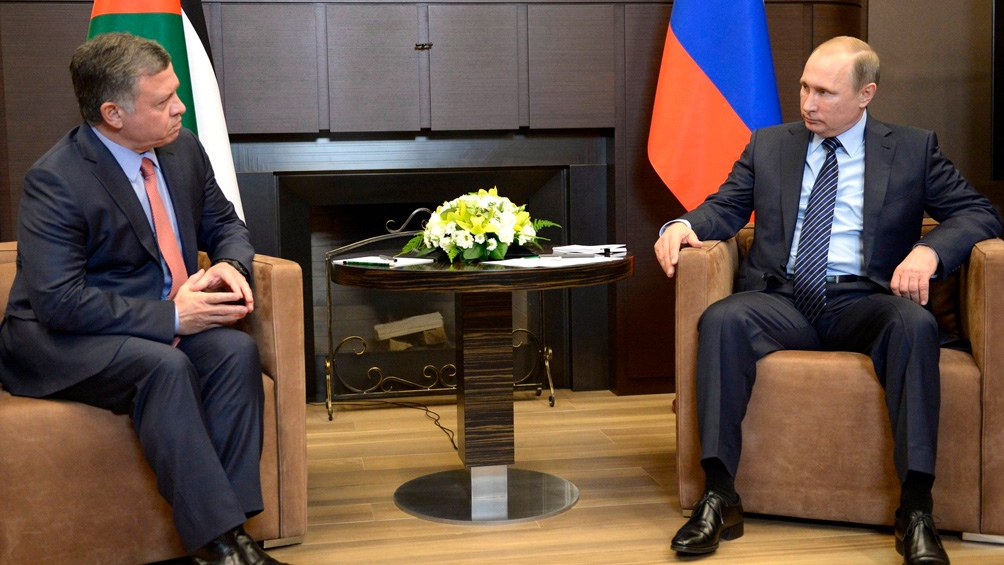 Tanto Vladimir Putin como el rey Abdullah de Jordania figuran entre los mandatarios ligados a paraísos fiscales.